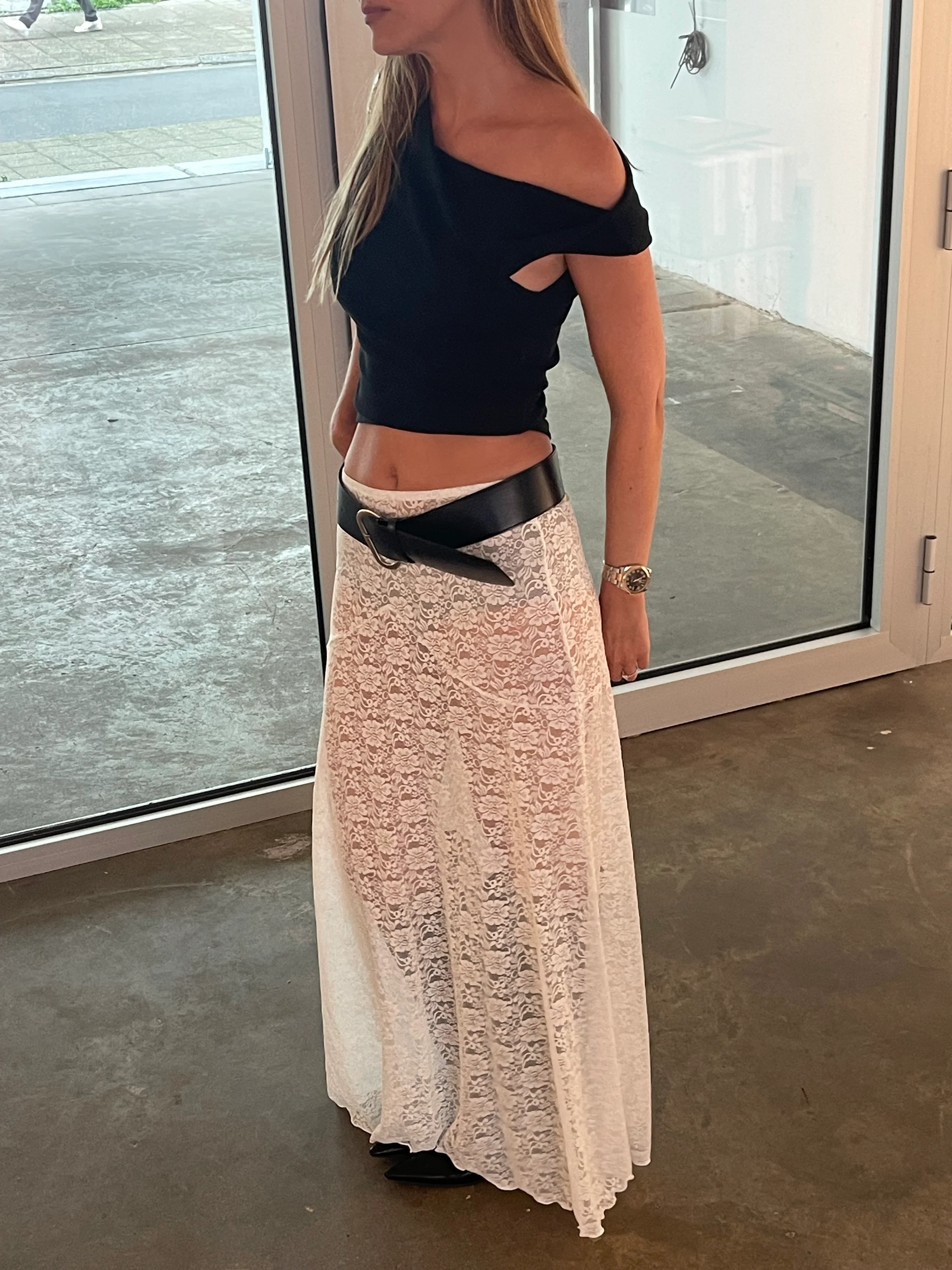 Long Lace Skirt White - Image 7