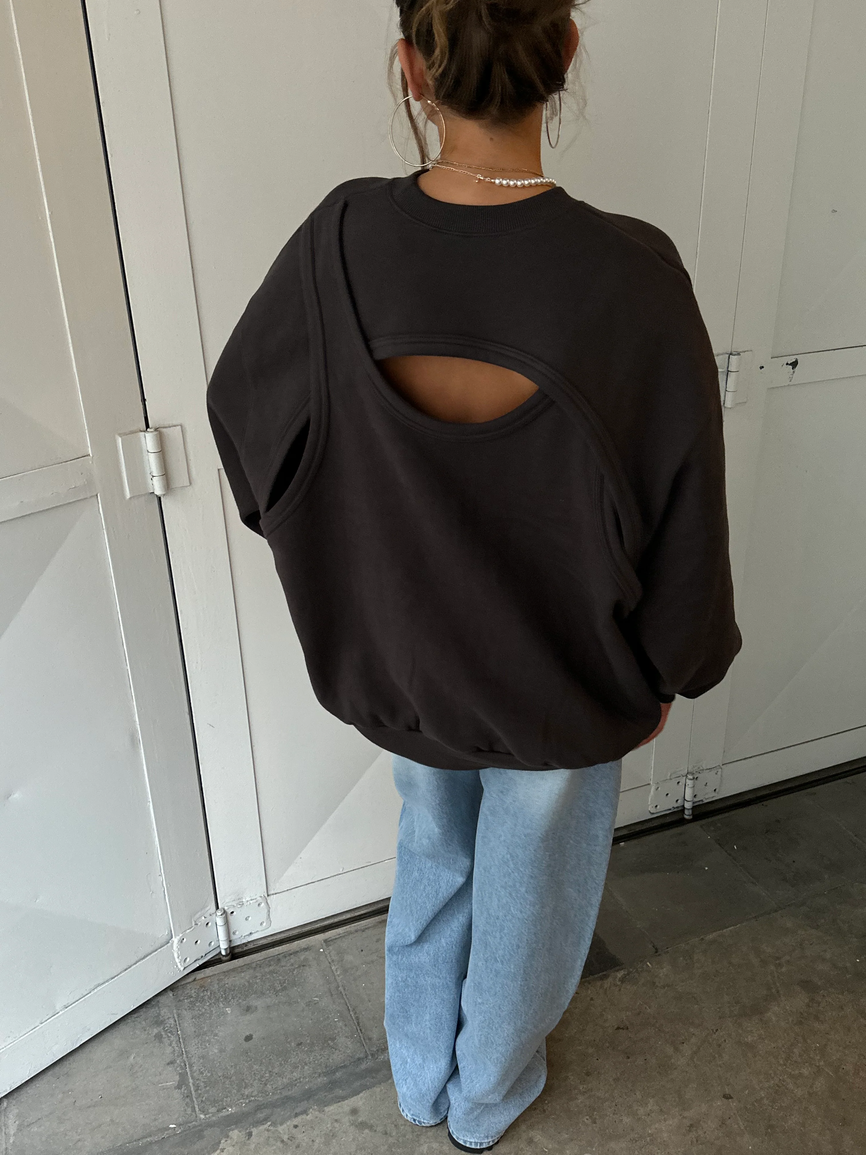 Open Back Overlay Fleeced Sweater Charcoal - Image 9