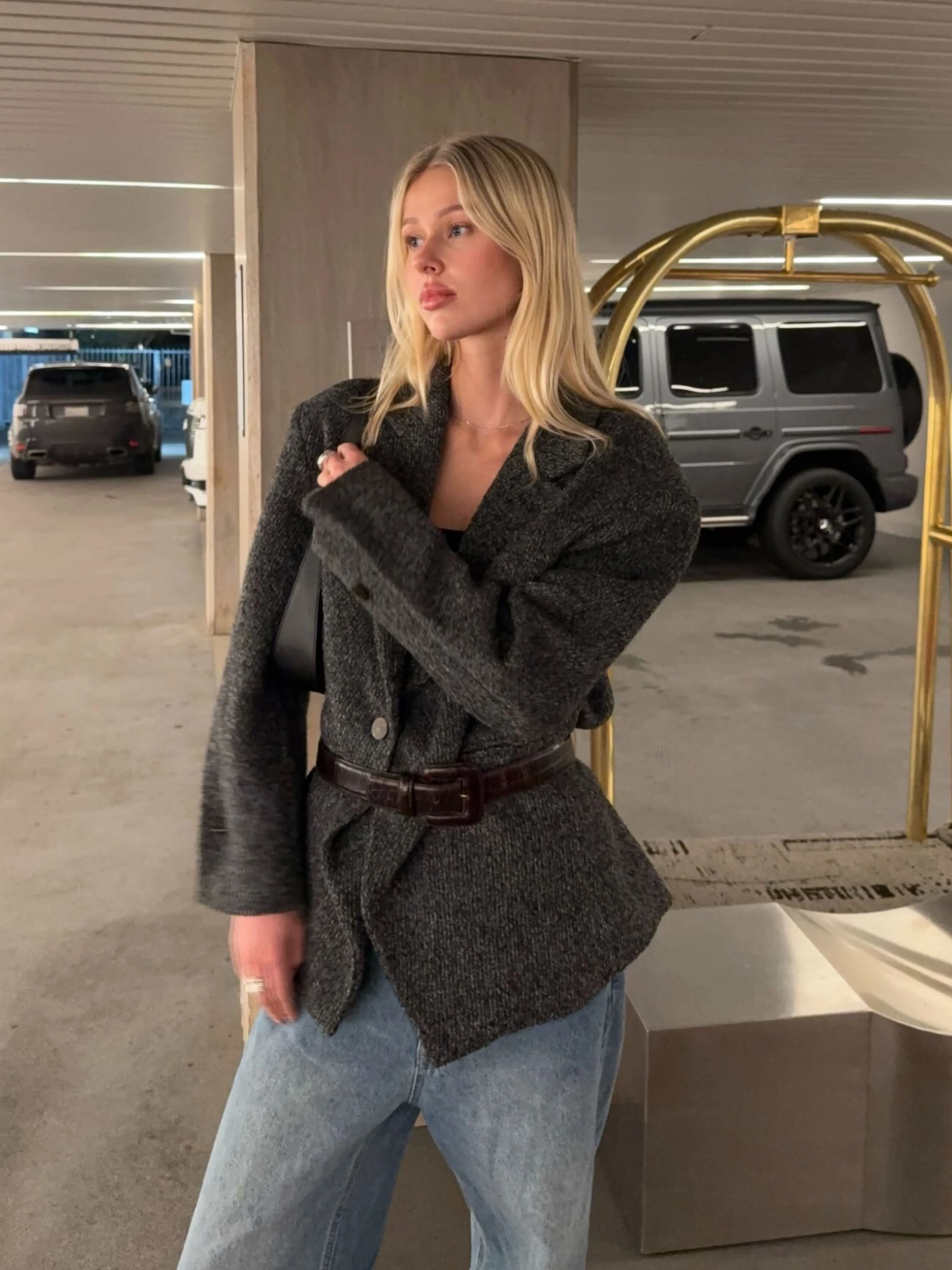 Textured Buttoned Blazer Dark Grey - Image 3